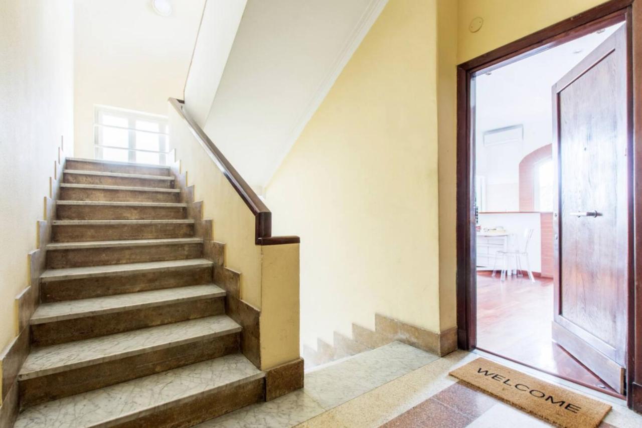 Welcome Dhome - Cozy Penthouse With St. Peter View Rome Buitenkant foto